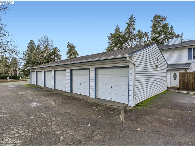 $274,900 | 28740 Southwest Parkway Avenue, Unit D2, Wilsonville, OR 97070