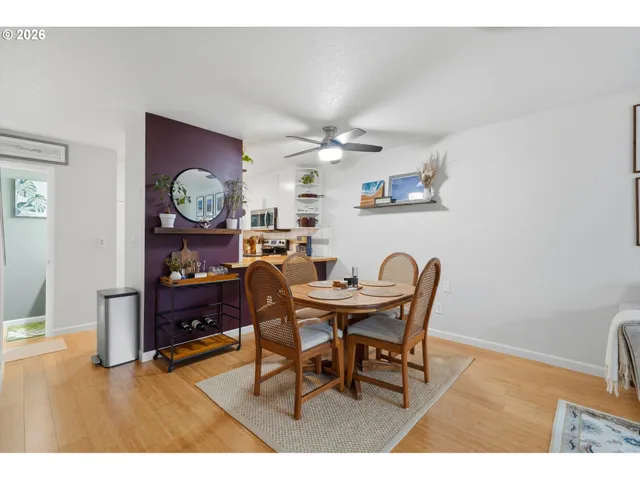 $274,900 | 28740 Southwest Parkway Avenue, Unit D2, Wilsonville, OR 97070