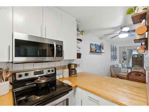 $265,000 | 28740 Southwest Parkway Avenue, Unit D2, Wilsonville, OR 97070