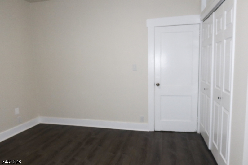 89 Van Riper Avenue, Unit 1 Clifton, NJ 07011 - Photo 21 of 38