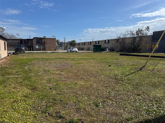 $125,000 | 19 44th, Galveston, TX 77550