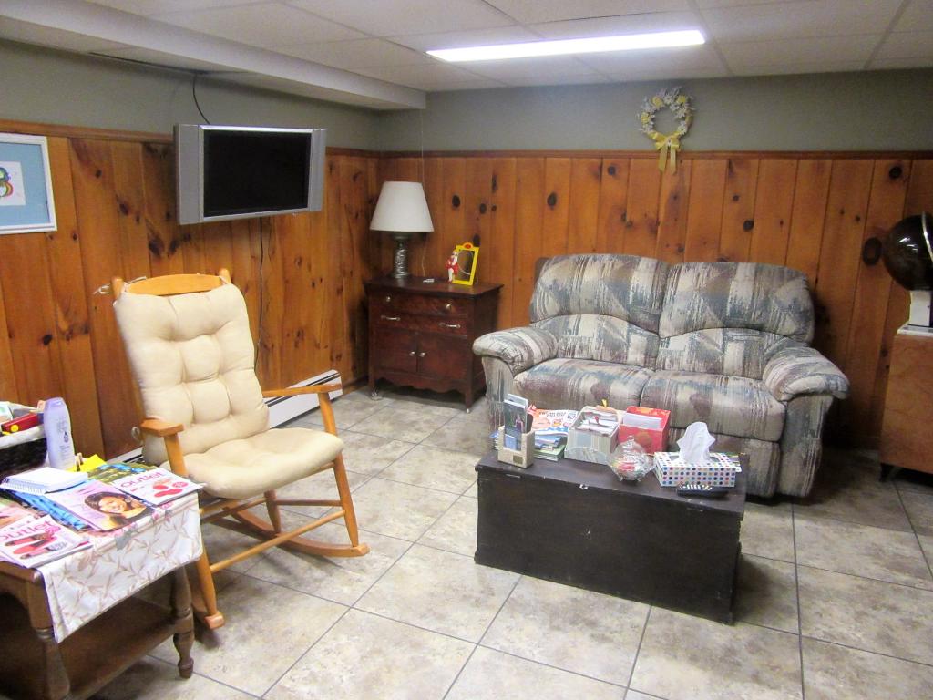 25 Madison Avenue Rochester, NH 03867 - Photo 17 of 24