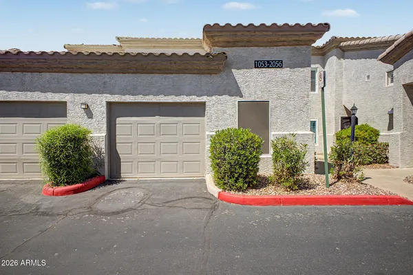 $349,900 | 3236 East Chandler Boulevard, Unit 2055, Phoenix, AZ 85048
