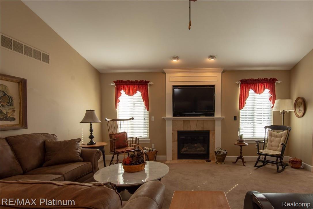 627 South Kern Road Fowlerville, MI 48836 - Photo 29 of 60 DSC_2947.jpg