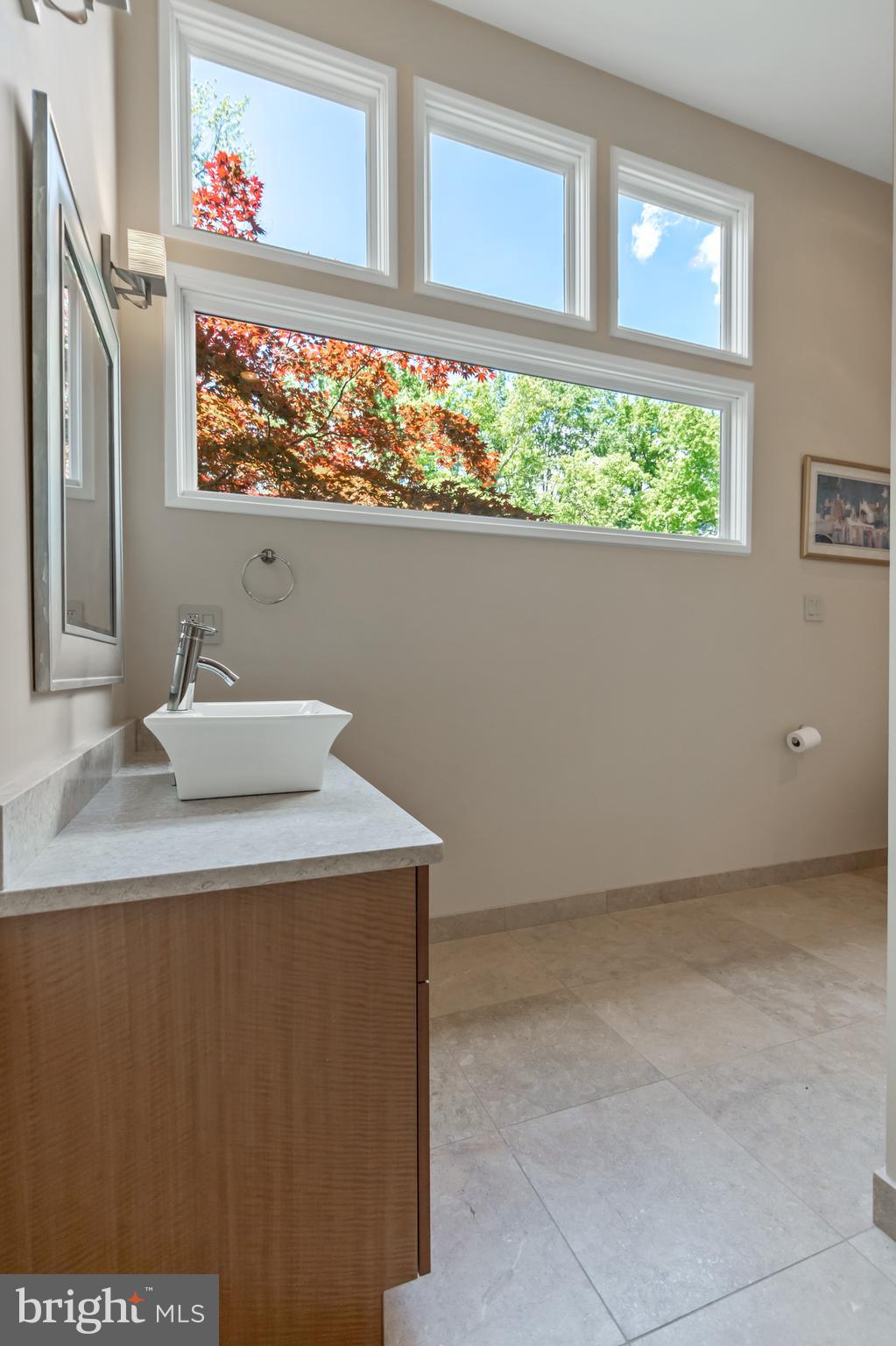10107 Gary Road Potomac, MD 20854 - Photo 30 of 62 Main Level Guest Full Bathroom, Limestone Counters