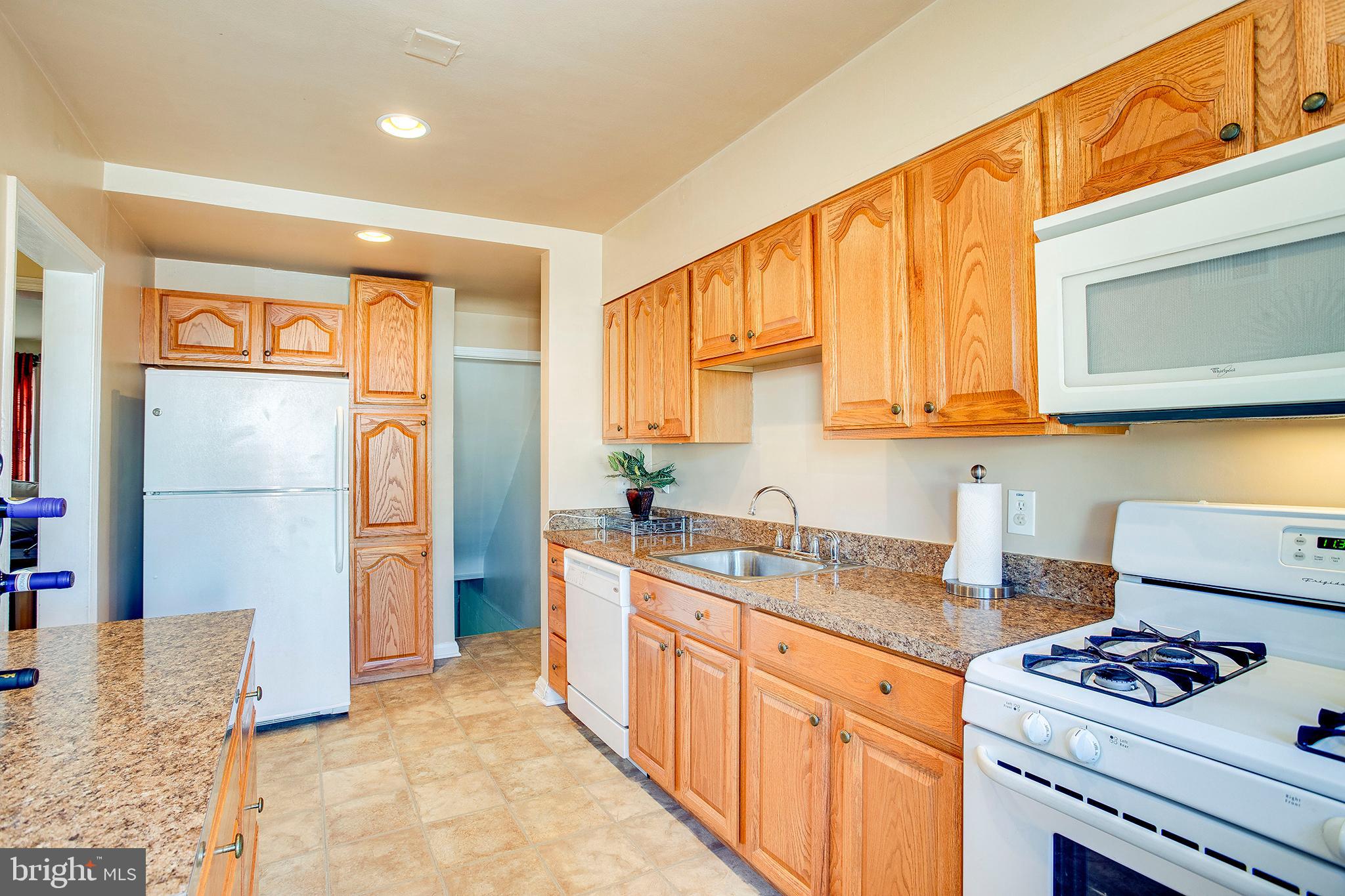 1348 Pentridge Road Baltimore, MD 21239 - Photo 12 of 31