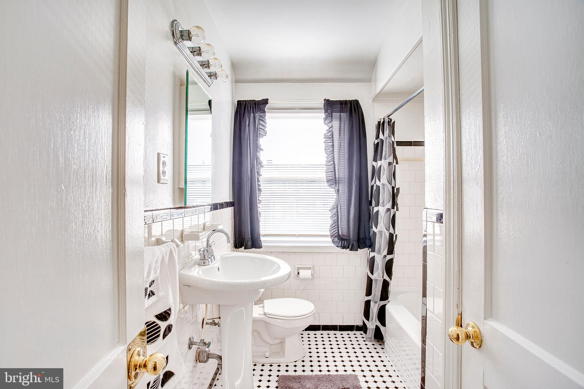 1348 Pentridge Road Baltimore, MD 21239 - Photo 23 of 31