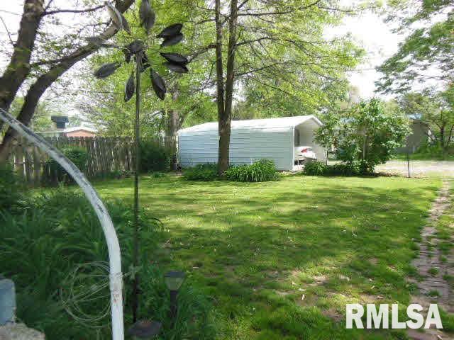 428 East 4th Street Flora, IL 62839 - Photo 18 of 21 Gallery Image 18