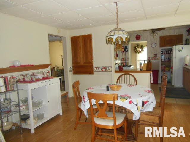 428 East 4th Street Flora, IL 62839 - Photo 5 of 21 Gallery Image 5