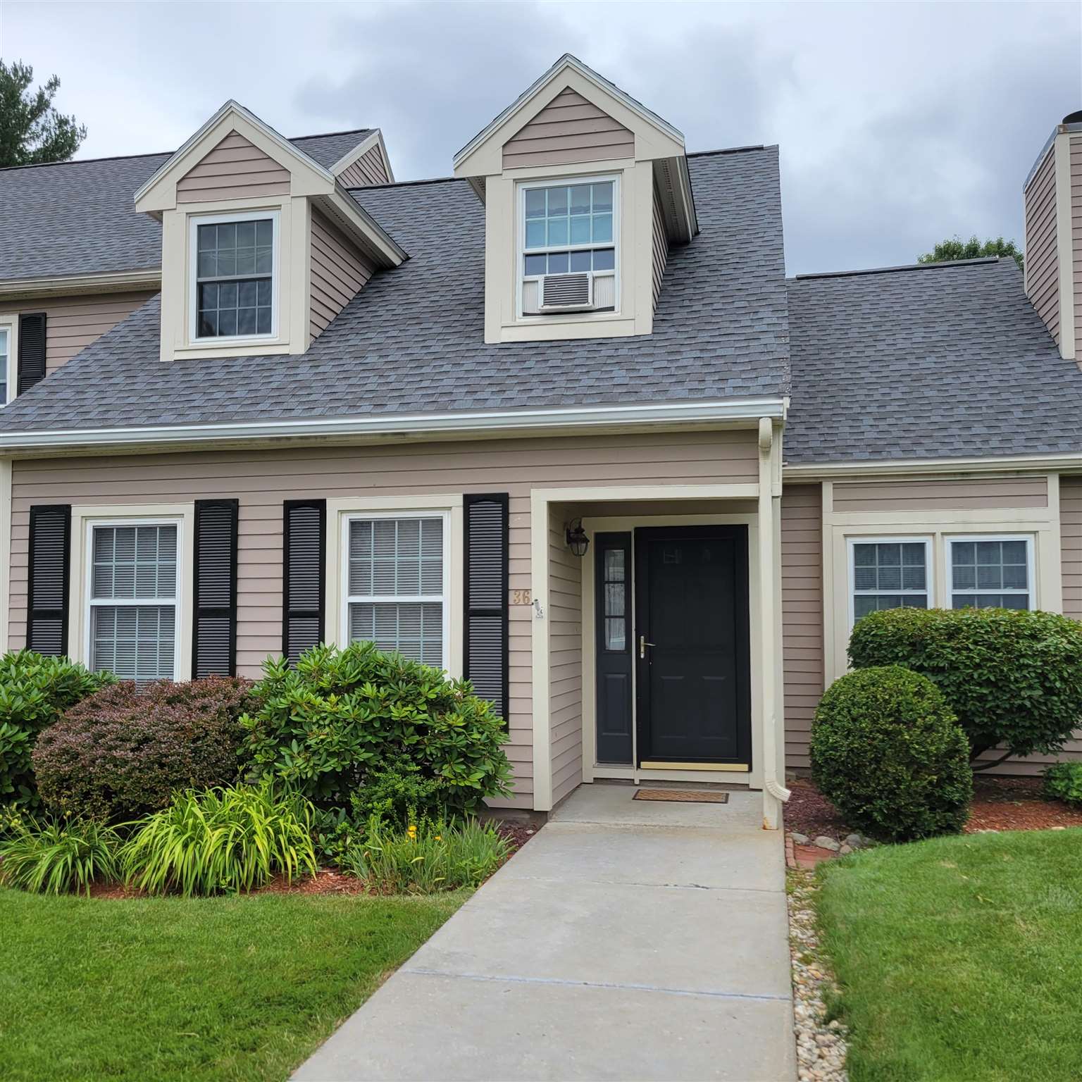 36 Riviera Road, Unit 36 Hudson, NH 03051 - Photo 1 of 23 Gallery Image 1