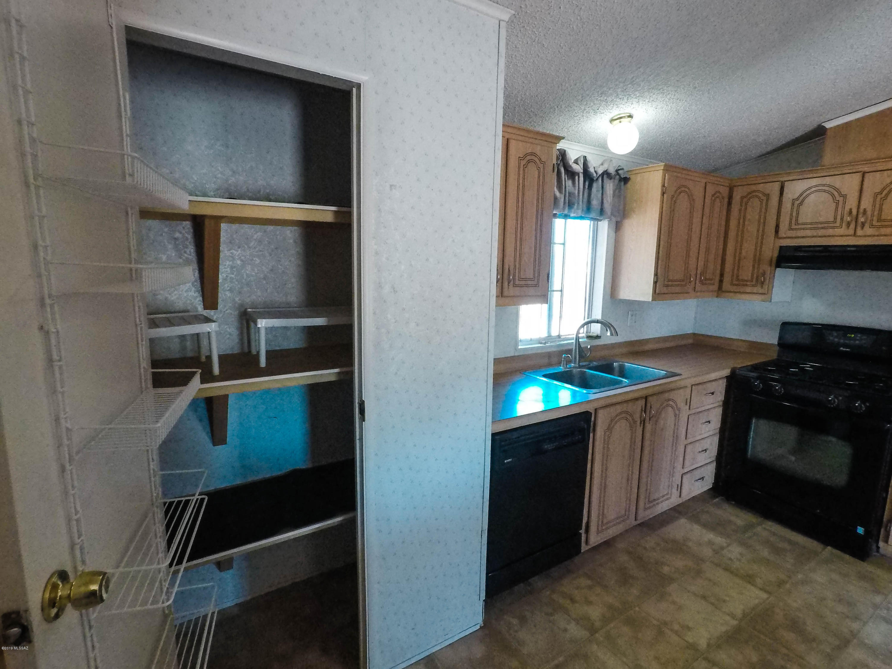 7905 North Prorodeo Road Tucson, AZ 85743 - Photo 18 of 38 Gallery Image 18