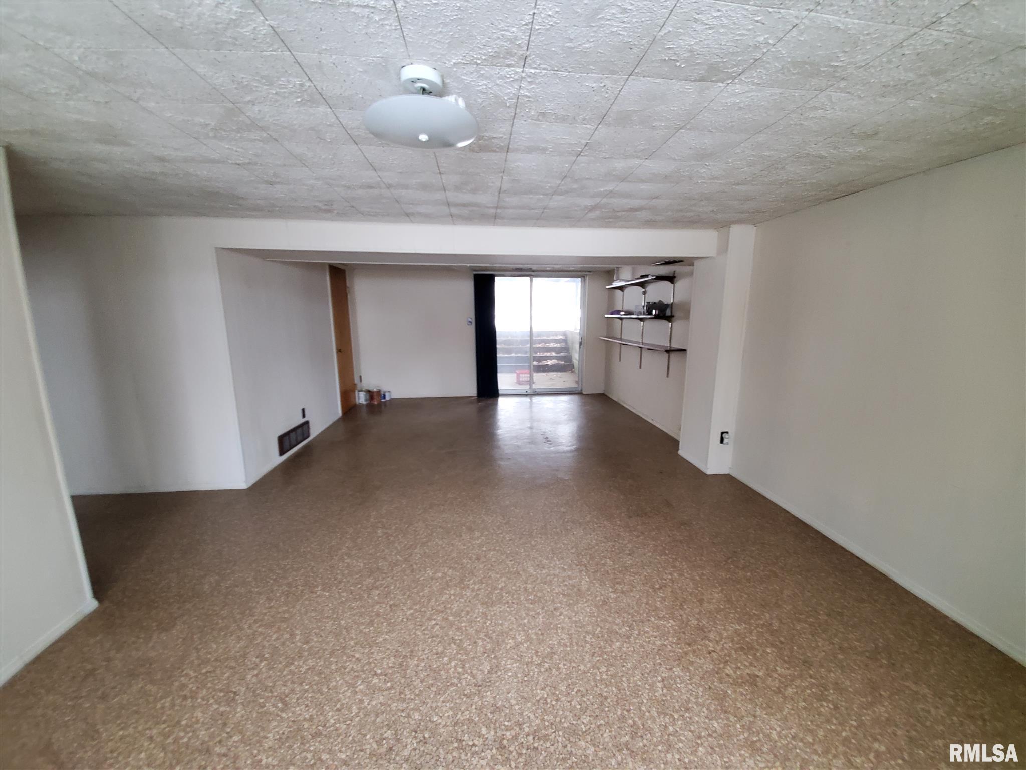 815 East Thoma Street Springfield, IL 62702 - Photo 16 of 29 Gallery Image 16