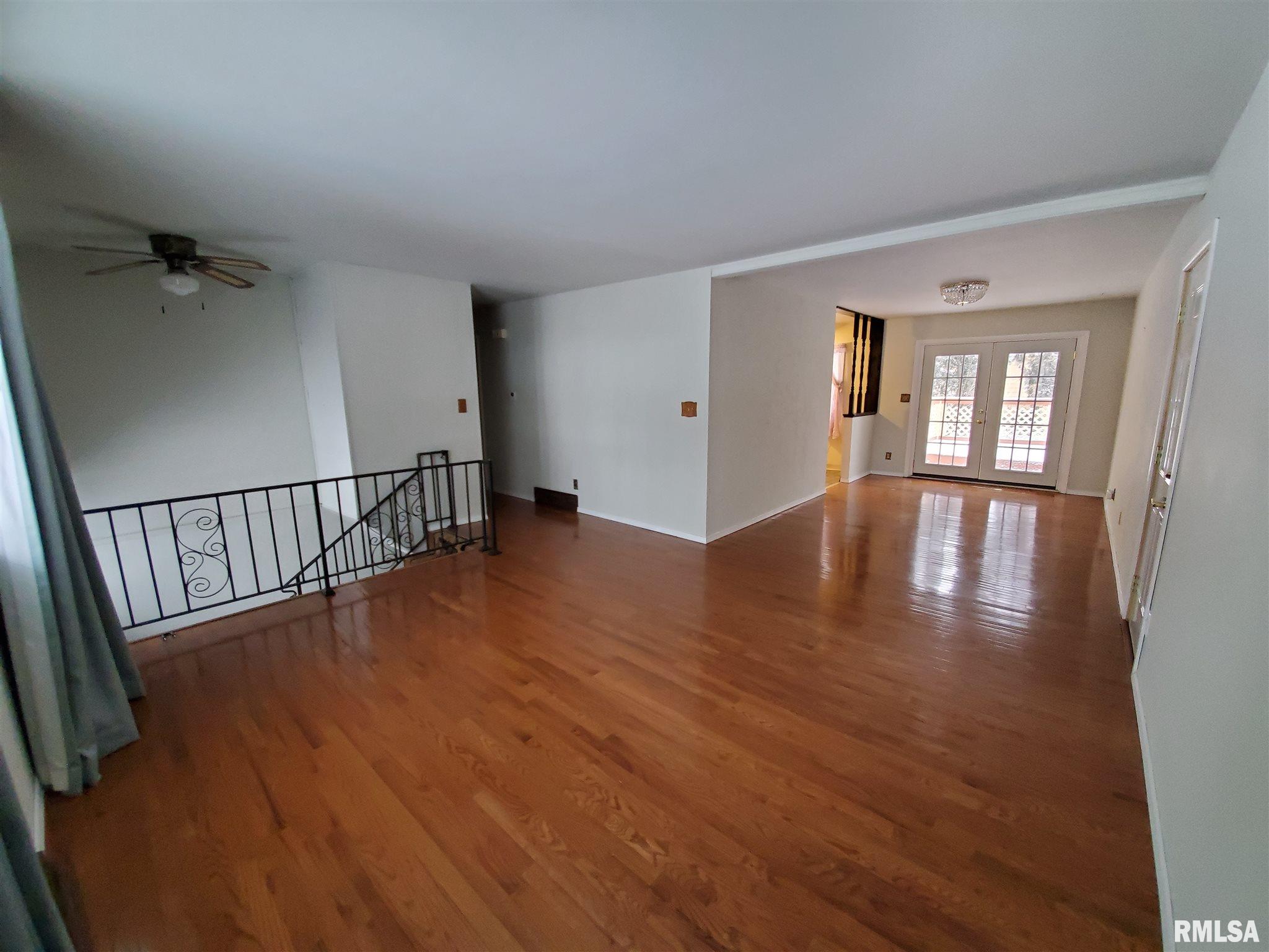 815 East Thoma Street Springfield, IL 62702 - Photo 5 of 29 Gallery Image 5