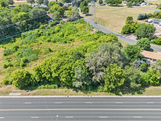 $95,000 | 1417 Tyrone Drive, Shakopee, MN 55379