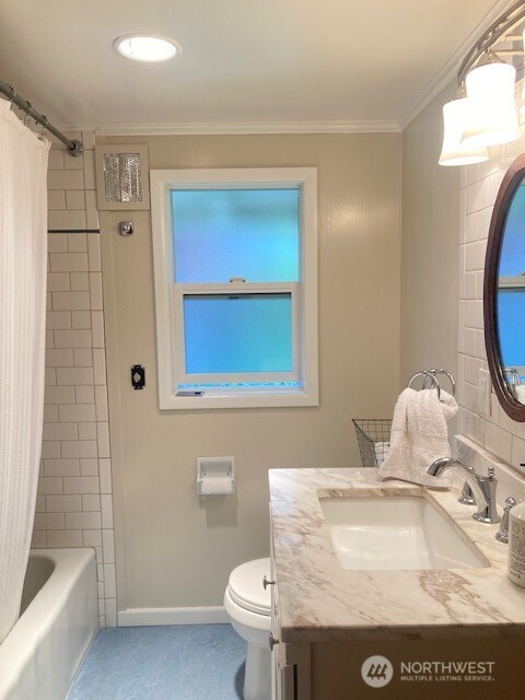 27728 Manzanita Beach Road Southwest Vashon, WA 98070 - Photo 14 of 19