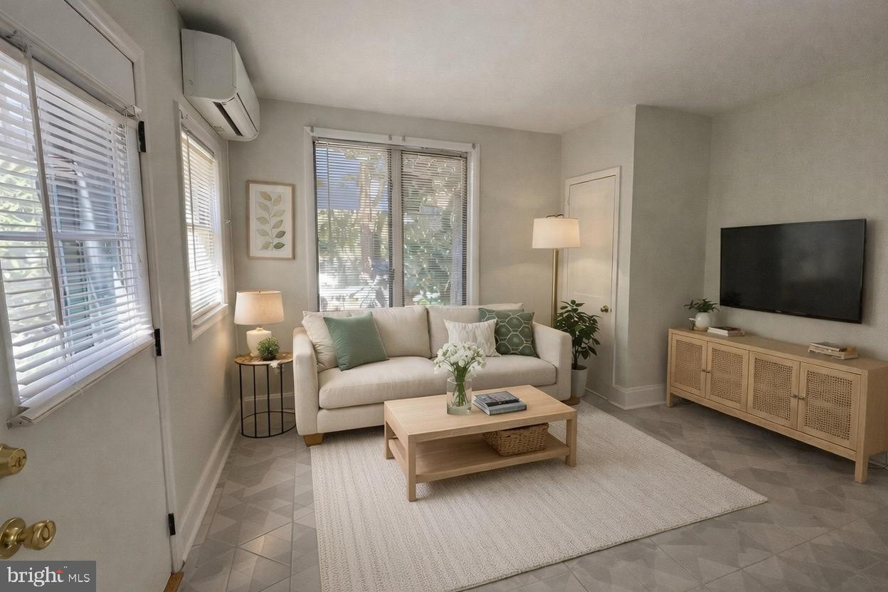 790 South Front Street Philadelphia, PA 19147 - Photo 1 of 7