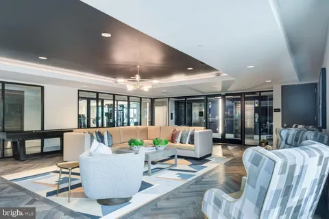 $2,225 | 501-31 North Christopher Columbus Boulevard, Unit 1351, Philadelphia, PA 19123