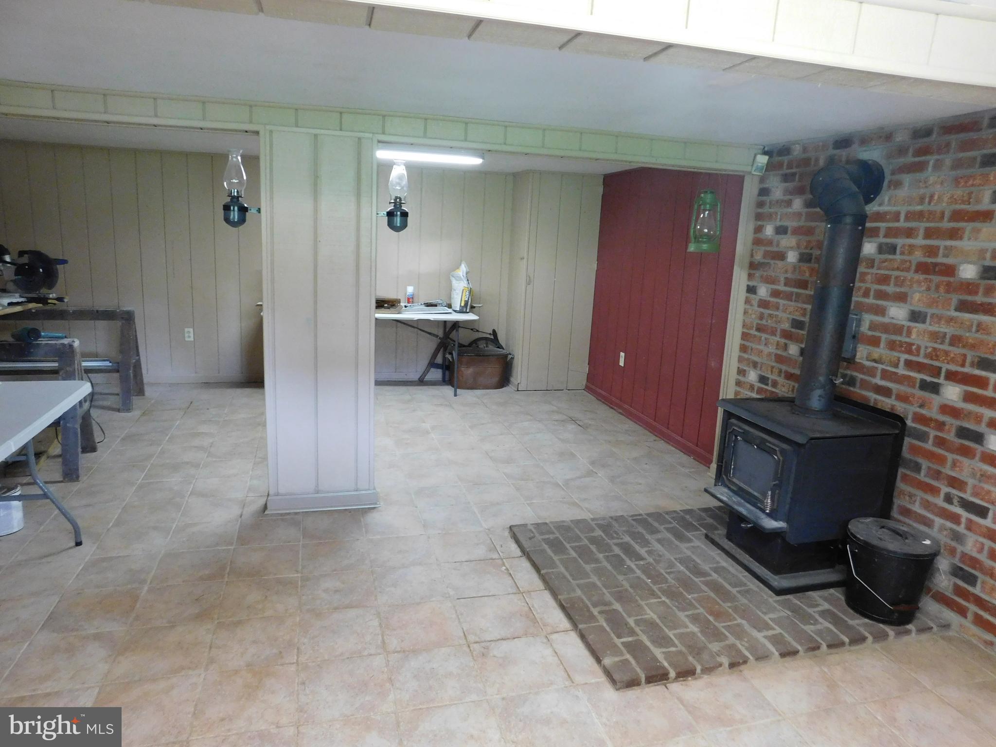 14114 Howdyshell Road Flintstone, MD 21530 - Photo 14 of 20 Family Room