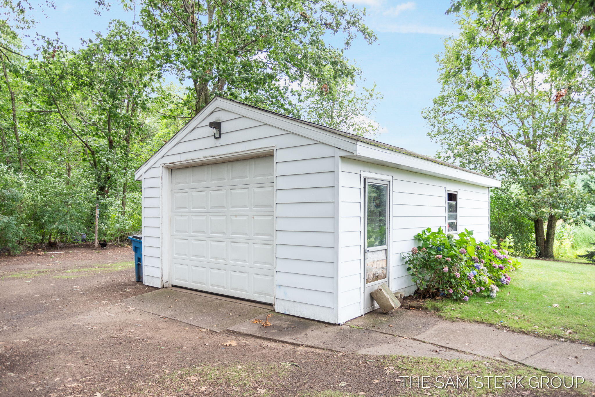 253 North Bossett Road Ravenna, MI 49451 - Photo 18 of 32 253 N Bossett Rd