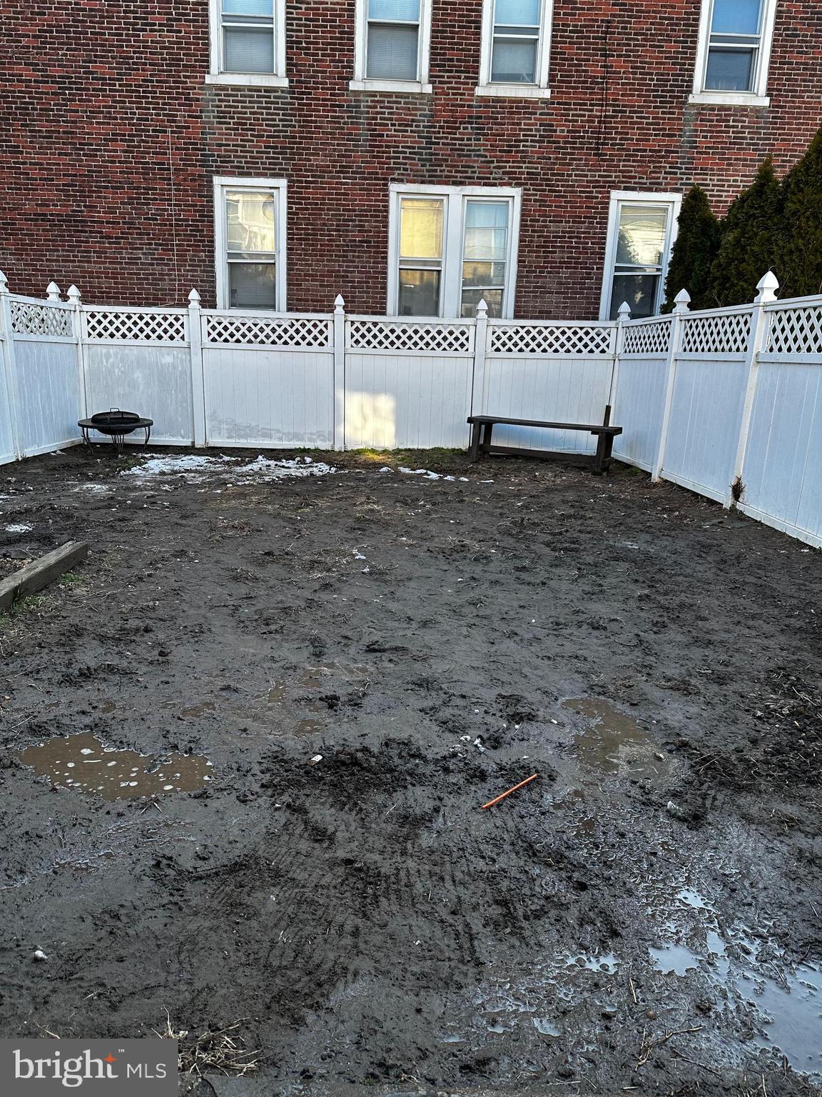 2722 Ash Street Philadelphia, PA 19137 - Photo 37 of 44 Huge Yard