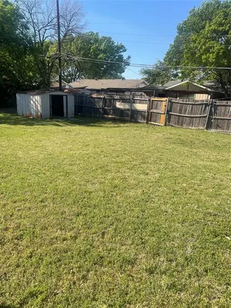 $2,000 | 904 Spring Valley Plaza, Unit A, Richardson, TX 75080
