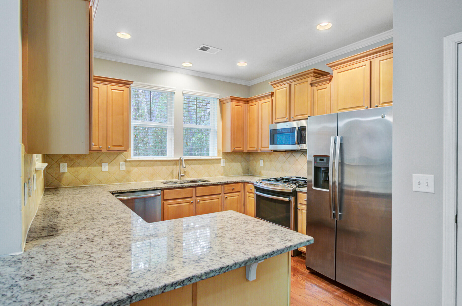 1265 Dingle Road Mount Pleasant, SC 29466 - Photo 8 of 50 Kitchen