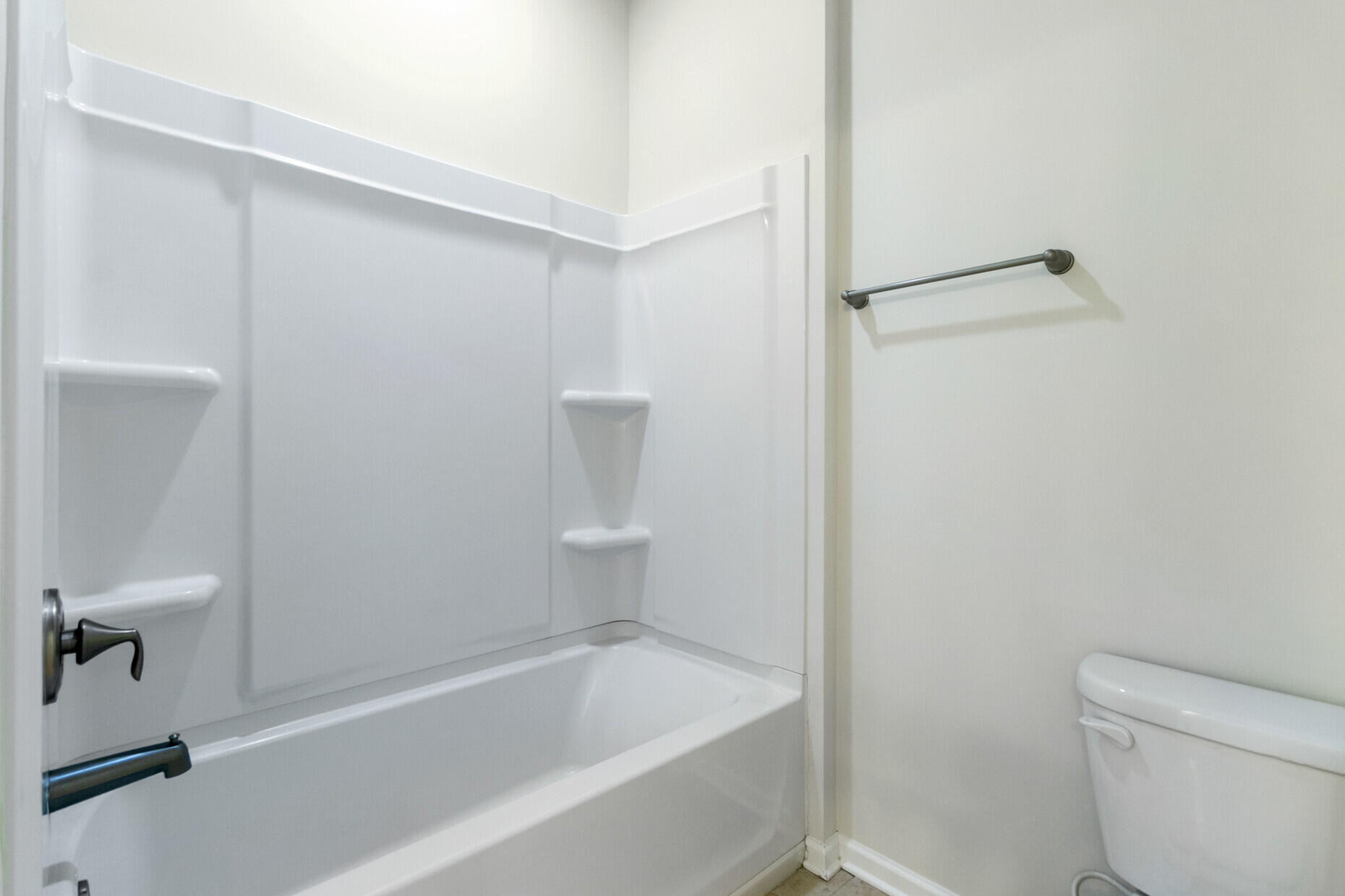 1265 Dingle Road Mount Pleasant, SC 29466 - Photo 32 of 50 Jack and Jill Bath 2