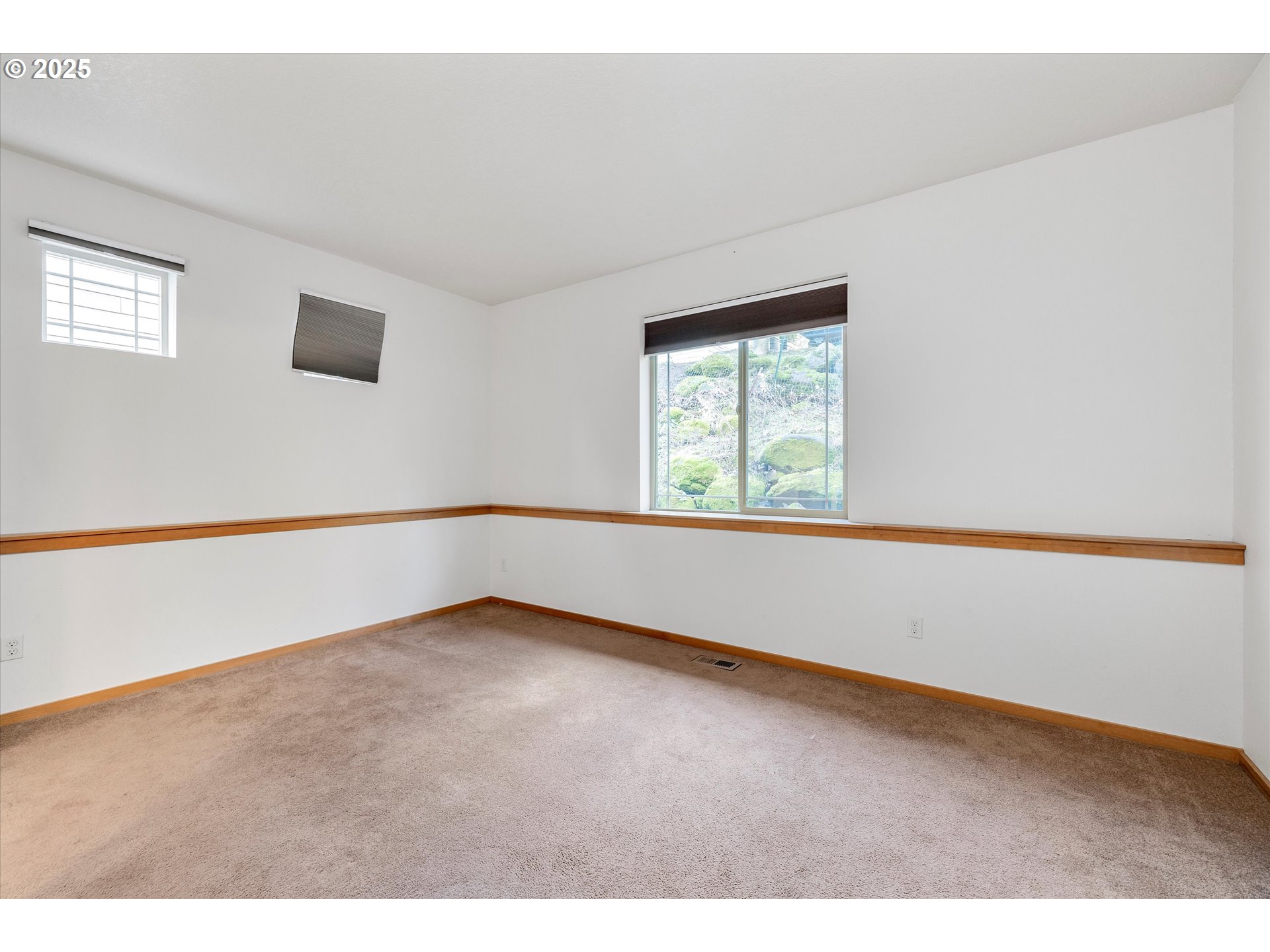 1002 Redtail Loop Hood River, OR 97031 - Photo 16 of 32 Gallery Image 16