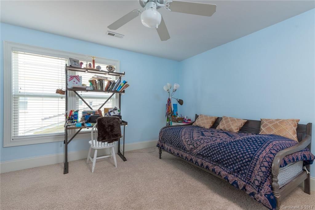 9711 Wheatfield Road, Unit 35 Charlotte, NC 28277 - Photo 20 of 22 Gallery Image 20