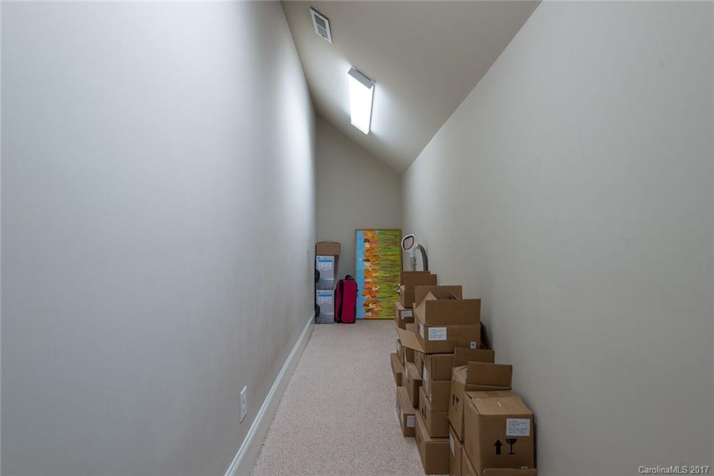 9711 Wheatfield Road, Unit 35 Charlotte, NC 28277 - Photo 21 of 22 Gallery Image 21