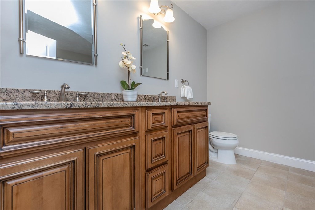8 Sheldon Circle, Unit 8 Middleton, MA 01949 - Photo 23 of 42 Gallery Image 23