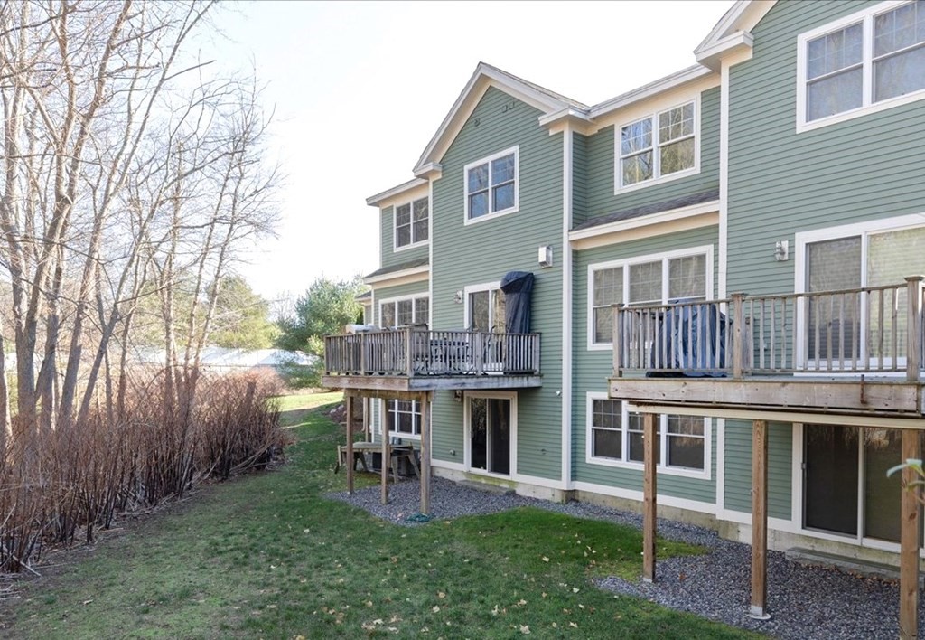 8 Sheldon Circle, Unit 8 Middleton, MA 01949 - Photo 35 of 42 Gallery Image 35