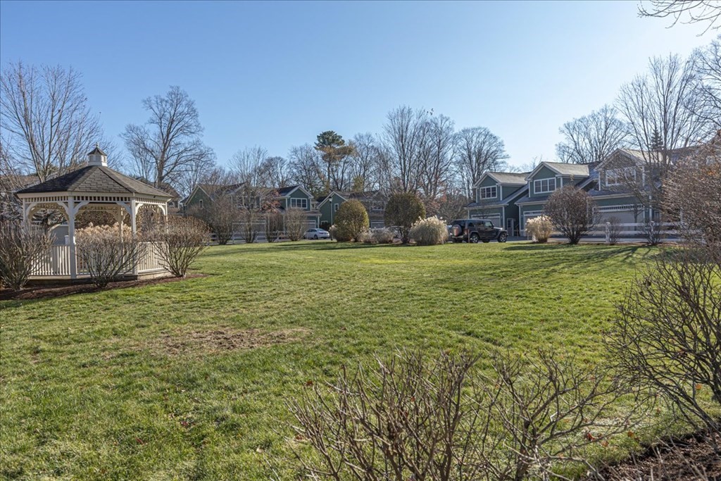 8 Sheldon Circle, Unit 8 Middleton, MA 01949 - Photo 38 of 42 Gallery Image 38