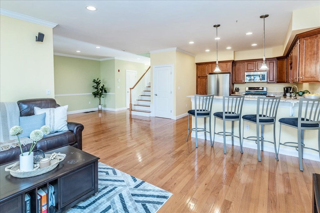 8 Sheldon Circle, Unit 8 Middleton, MA 01949 - Photo 10 of 42 Gallery Image 10