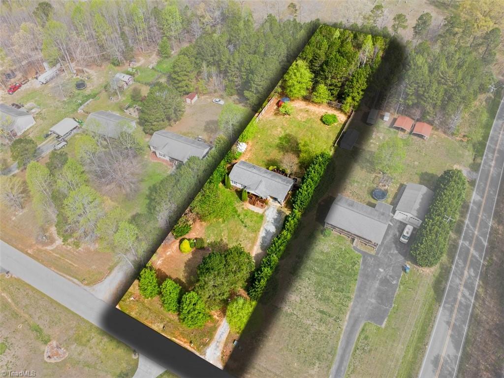 4620 Beau Court Trinity, NC 27370 - Photo 5 of 34