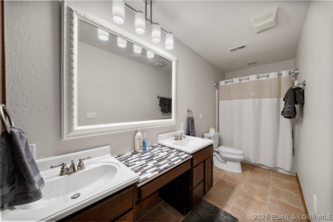 2533 Bittersweet Road Lake Ozark, MO 65049 - Photo 22 of 69 Gallery Image 22
