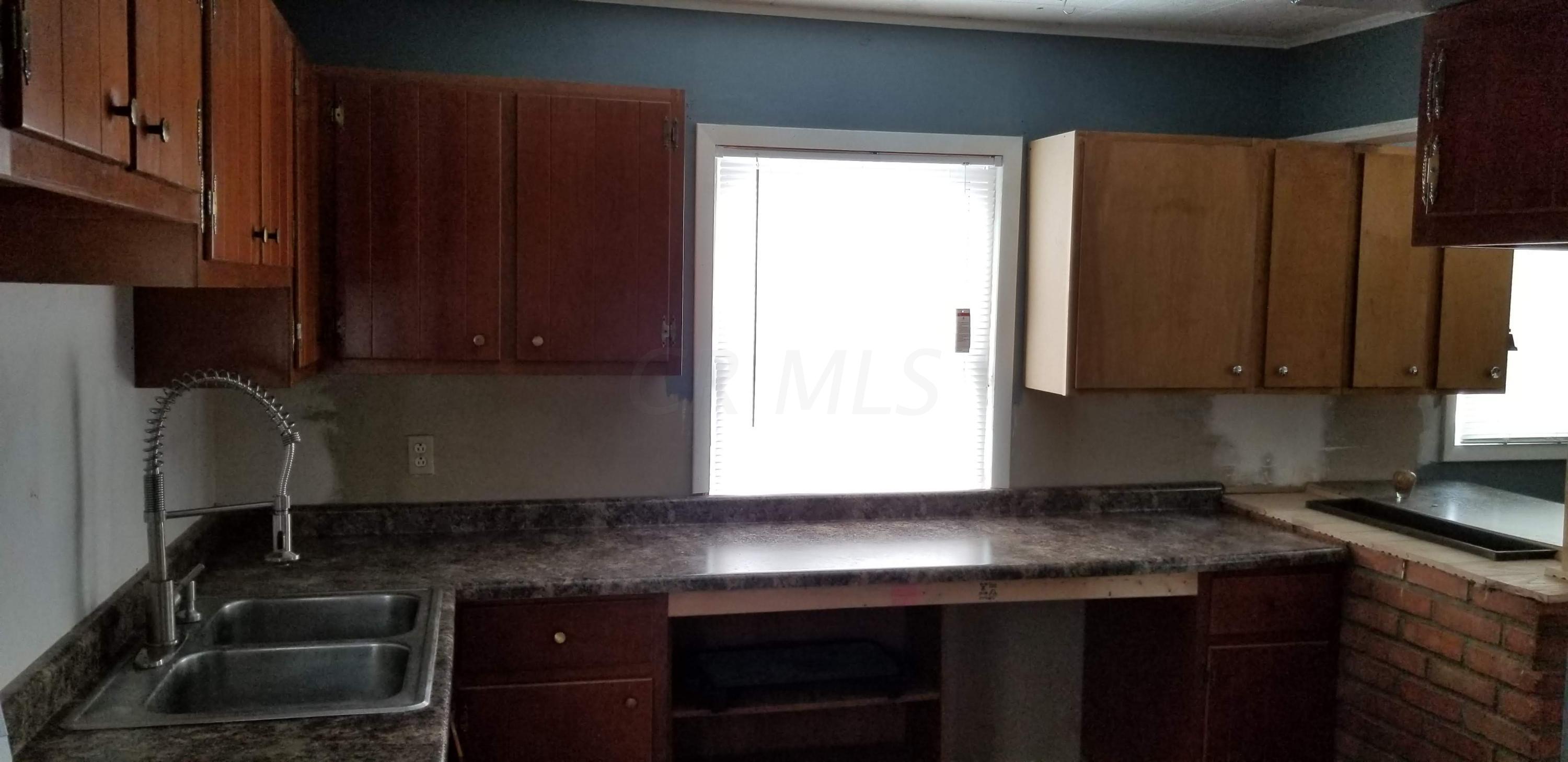 1027 Colgate Road Columbus, OH 43213 - Photo 24 of 32