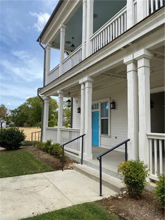 front view of house with a yard