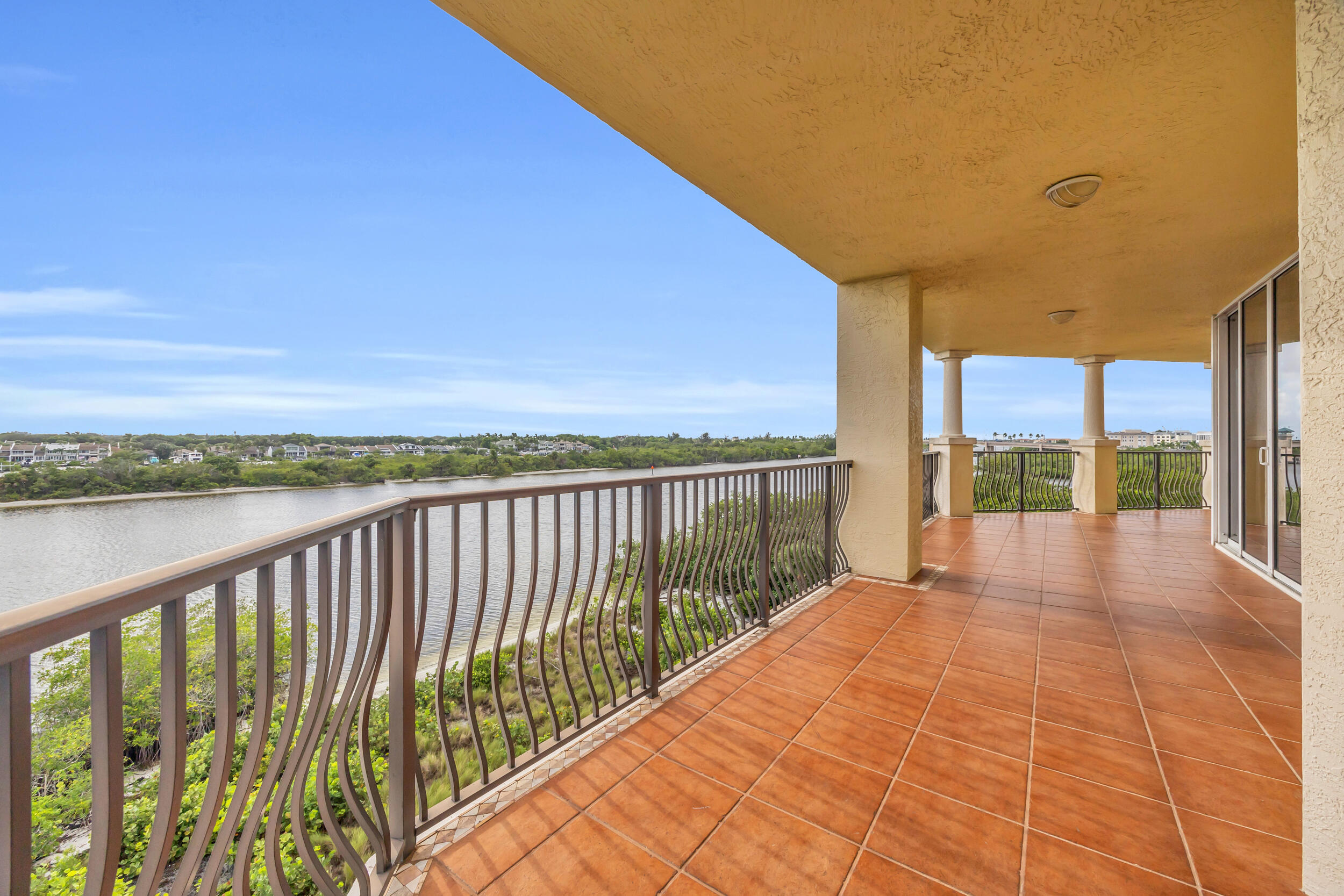 340 South US Highway 1, Unit 408 Jupiter, FL 33477 - Photo 22 of 53 a view of balcony with city view