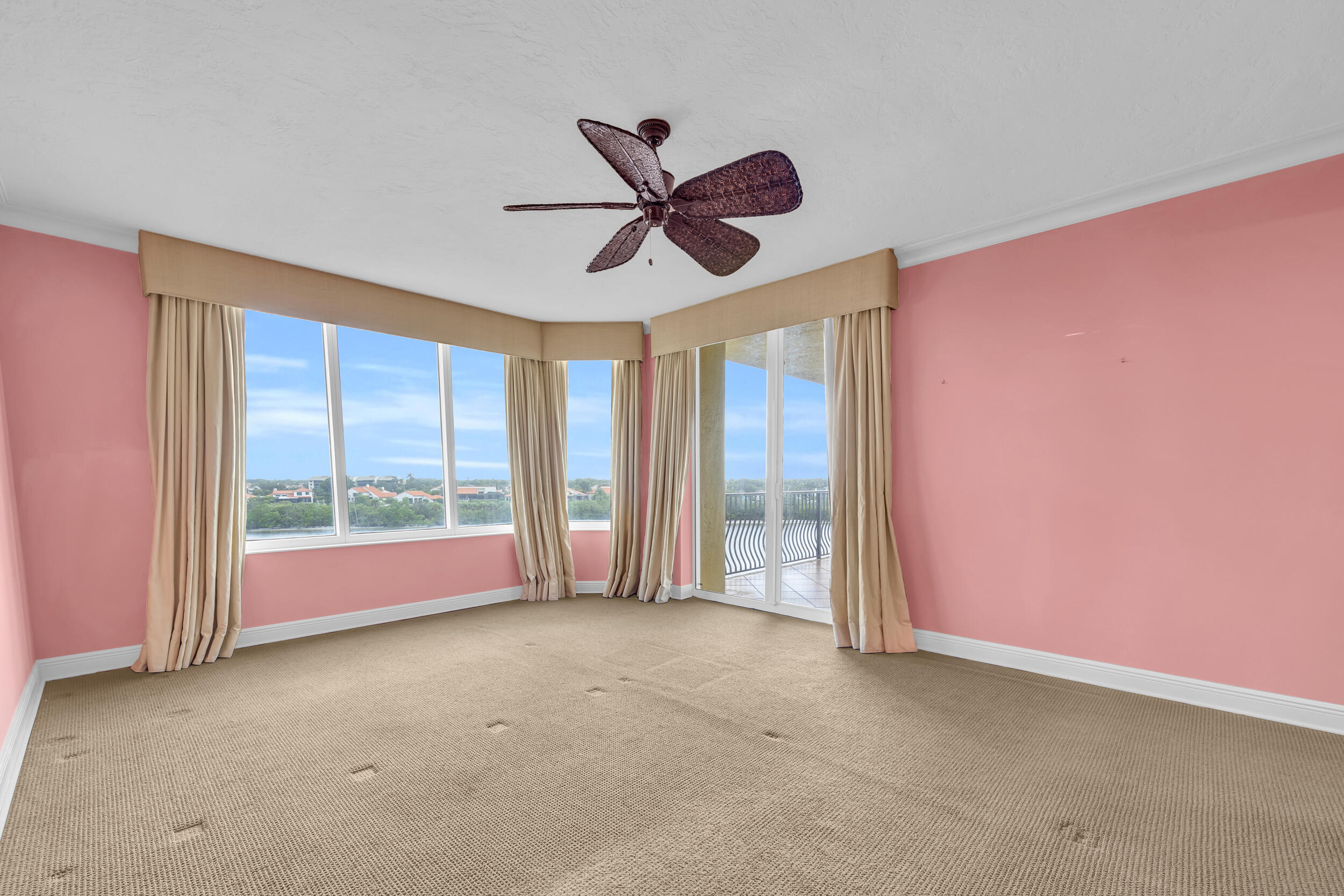 340 South US Highway 1, Unit 408 Jupiter, FL 33477 - Photo 31 of 53 a view of an empty room with a window