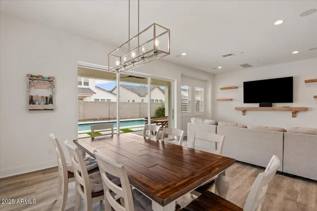 $789,900 | 10144 East Toledo Avenue, Mesa, AZ 85212