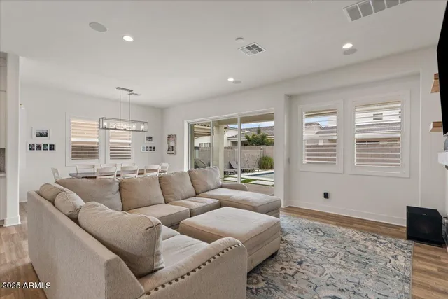 $789,900 | 10144 East Toledo Avenue, Mesa, AZ 85212