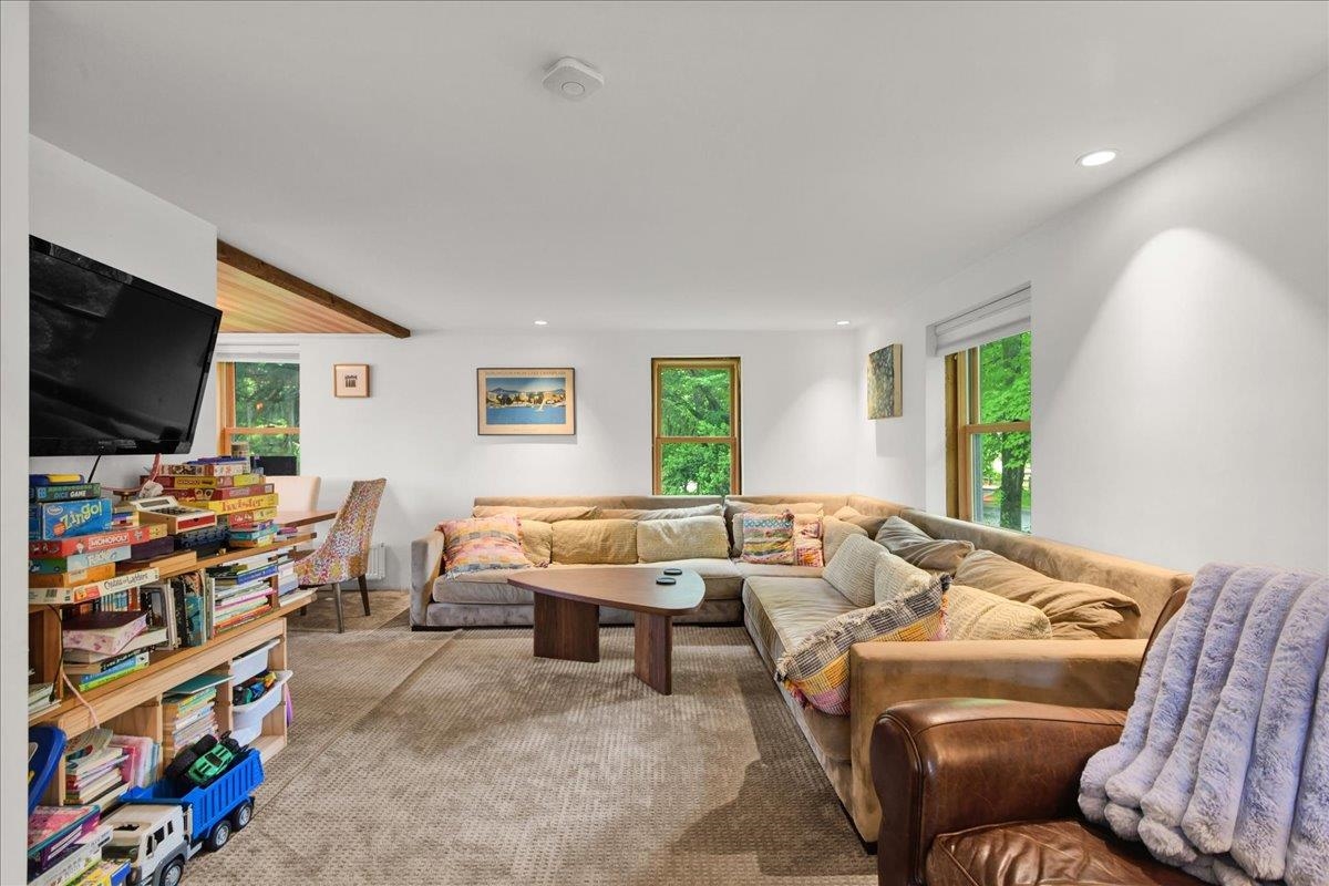 2738 Greenbush Road Charlotte, VT 05445 - Photo 15 of 57