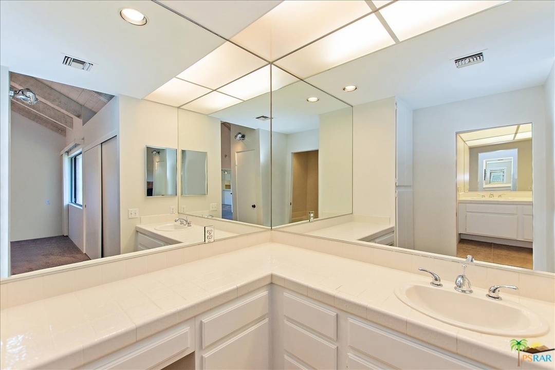 116 North Racquet Club Drive Rancho Mirage, CA 92270 - Photo 15 of 23 Master Bath
