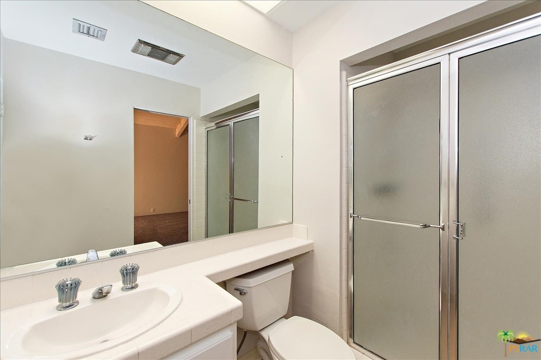116 North Racquet Club Drive Rancho Mirage, CA 92270 - Photo 22 of 23 Guest Bath
