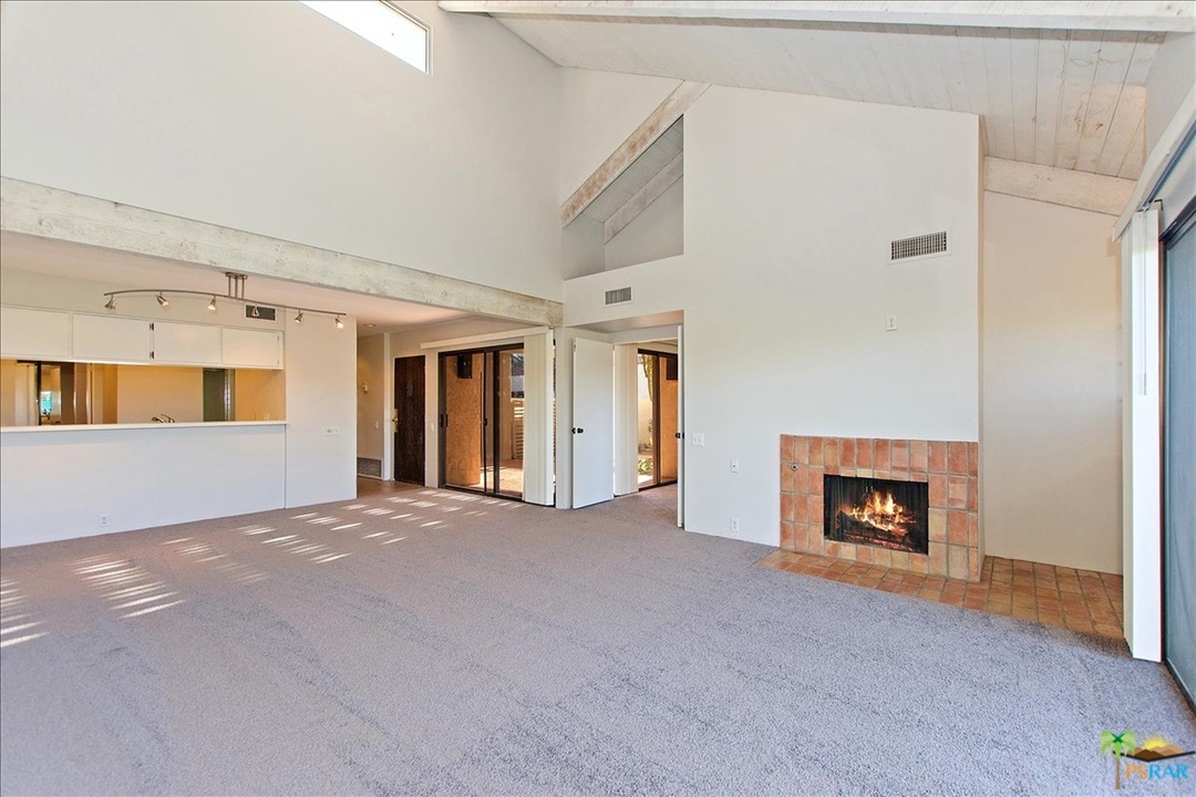 116 North Racquet Club Drive Rancho Mirage, CA 92270 - Photo 6 of 23 Cathedral Ceilings