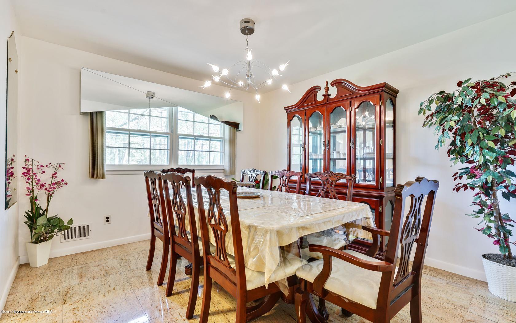 443 Union Hill Road Morganville, NJ 07751 - Photo 5 of 22 22