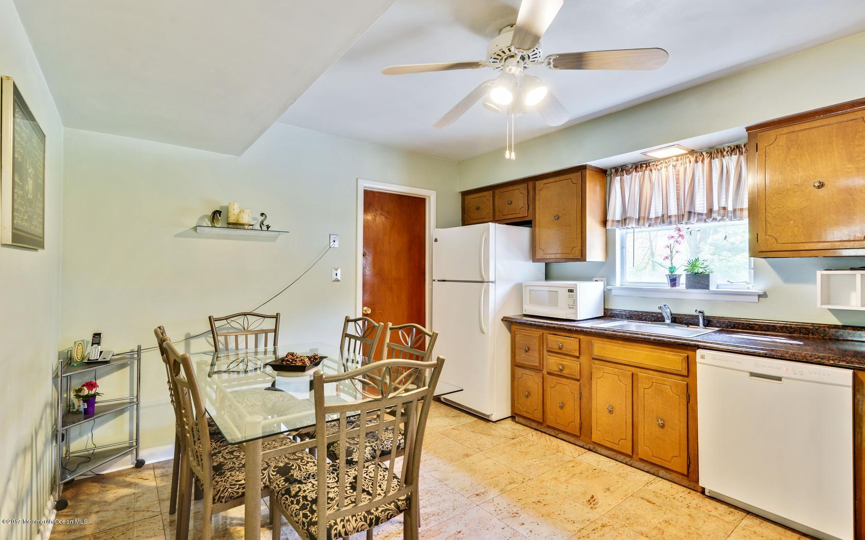 443 Union Hill Road Morganville, NJ 07751 - Photo 6 of 22 23
