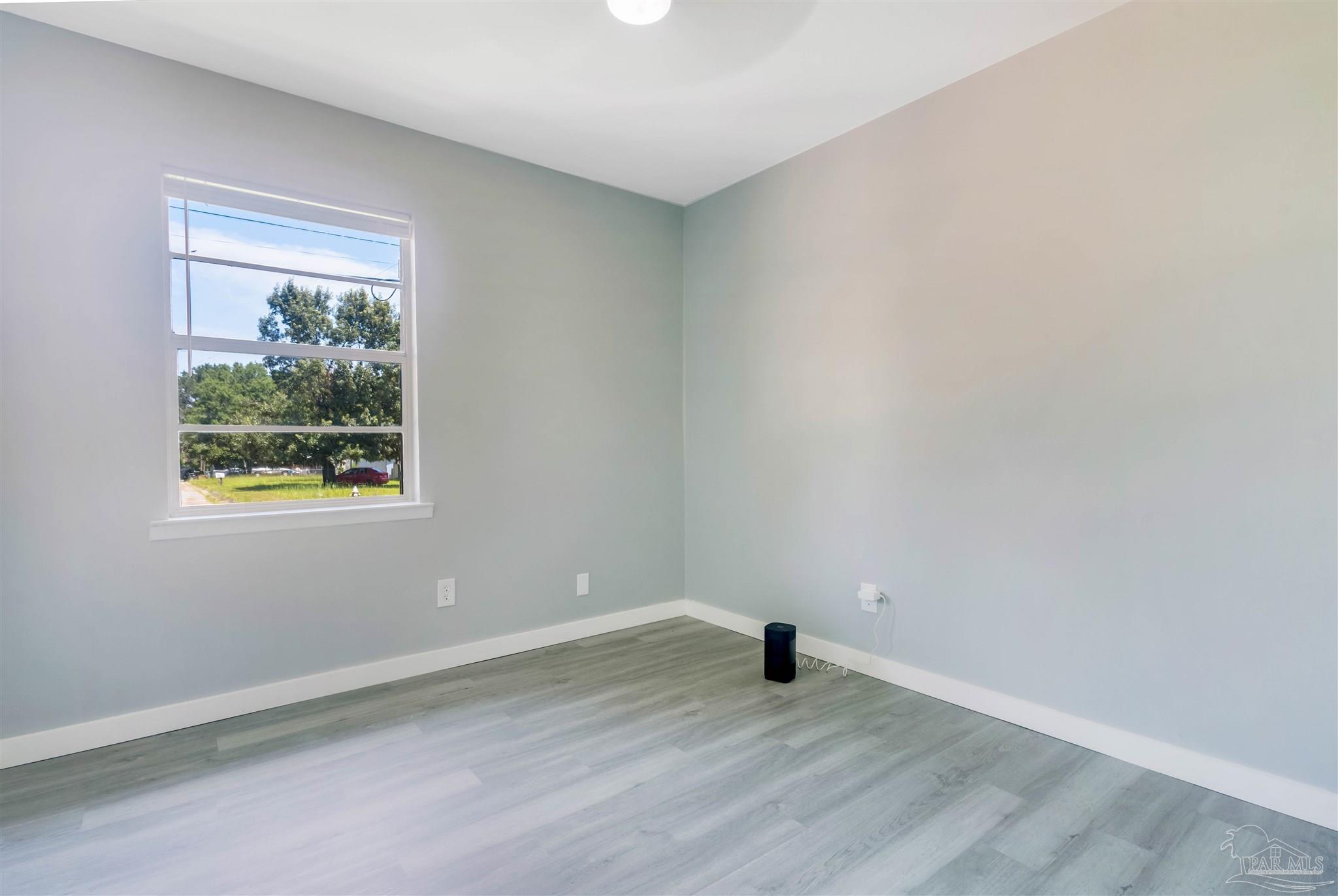 517 Ronda Street Pensacola, FL 32534 - Photo 27 of 42 Gallery Image 27