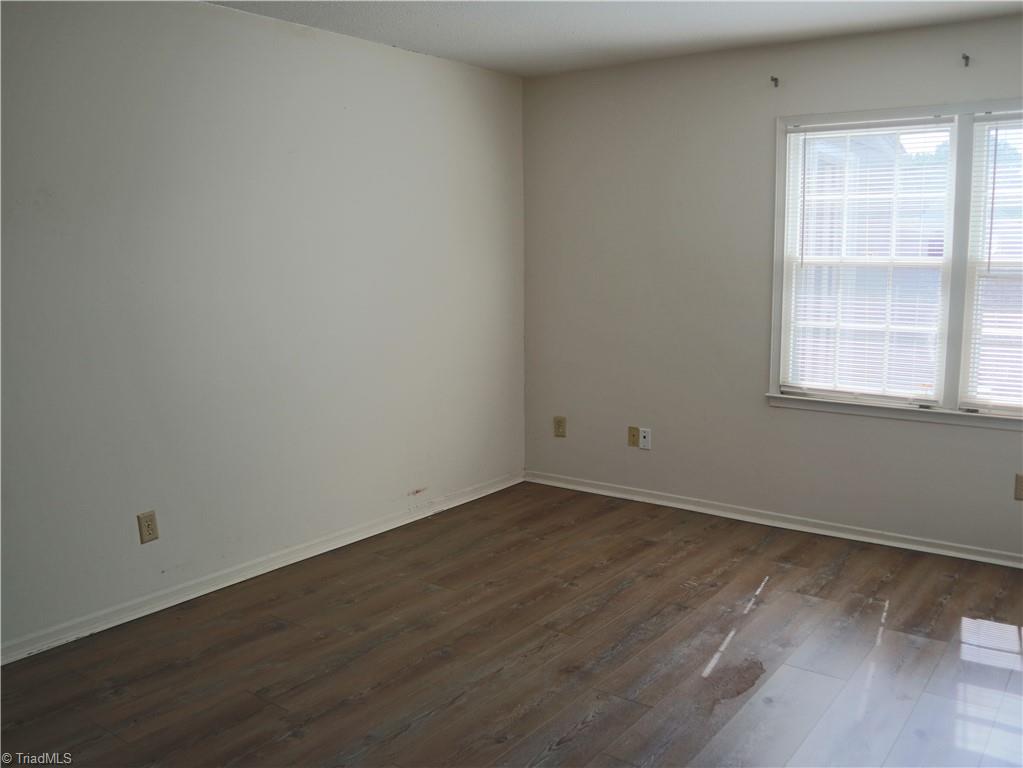 217 Rotary Drive High Point, NC 27262 - Photo 5 of 7 Gallery Image 5